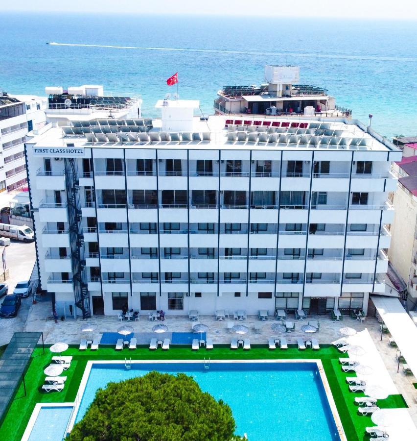 Hotel First Class Дидим Екстериор снимка