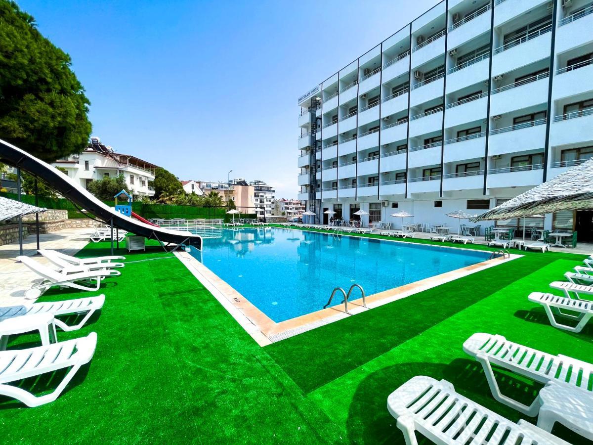 Hotel First Class Дидим Екстериор снимка
