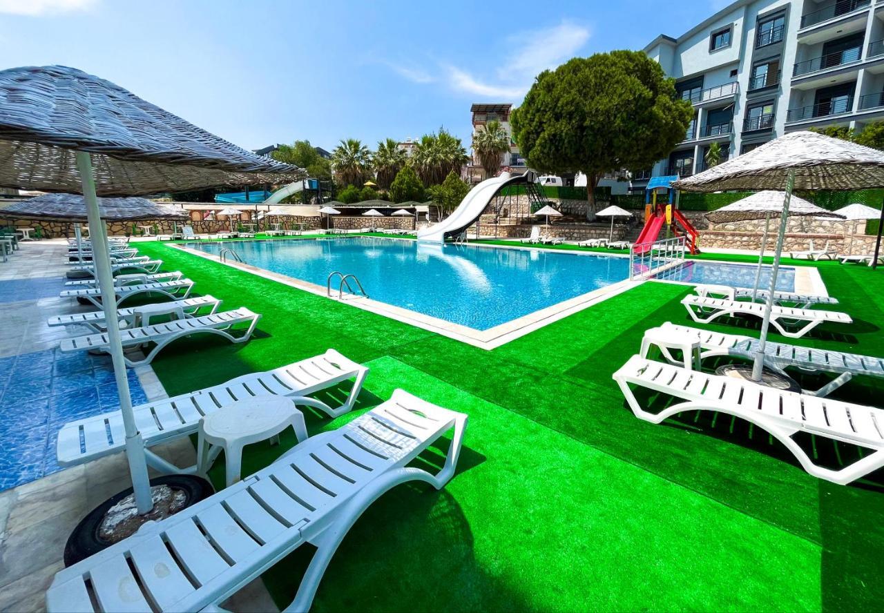 Hotel First Class Дидим Екстериор снимка