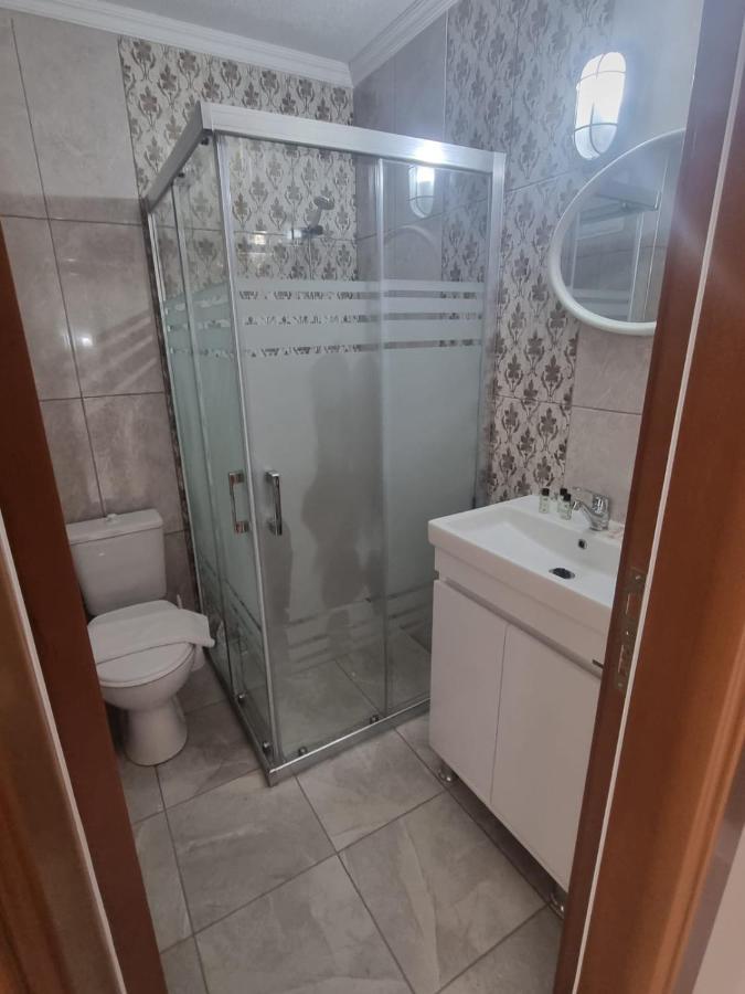 Hotel First Class Дидим Екстериор снимка