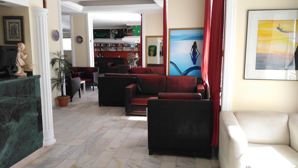 Hotel First Class Дидим Екстериор снимка